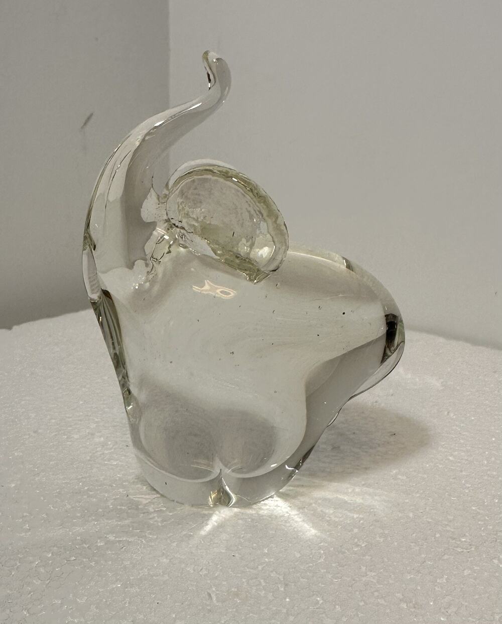 Clear ART Glass Elephant 3.5 X 2.5 Roll Tide Jungle Paperweight